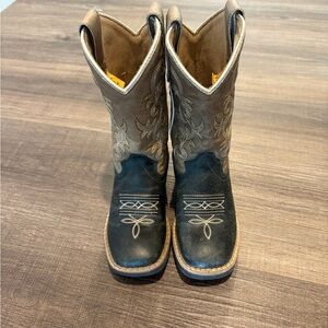 Black and Tan Leather Cowboy Boots